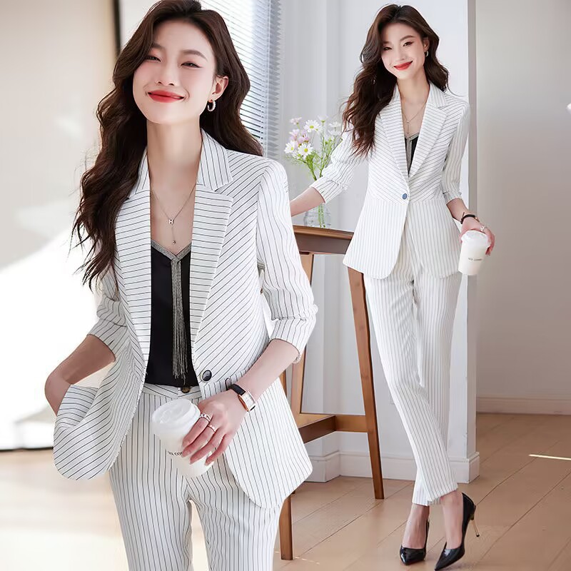 Women Formal Wear Store - Setelan bergaris biru untuk wanita 2025