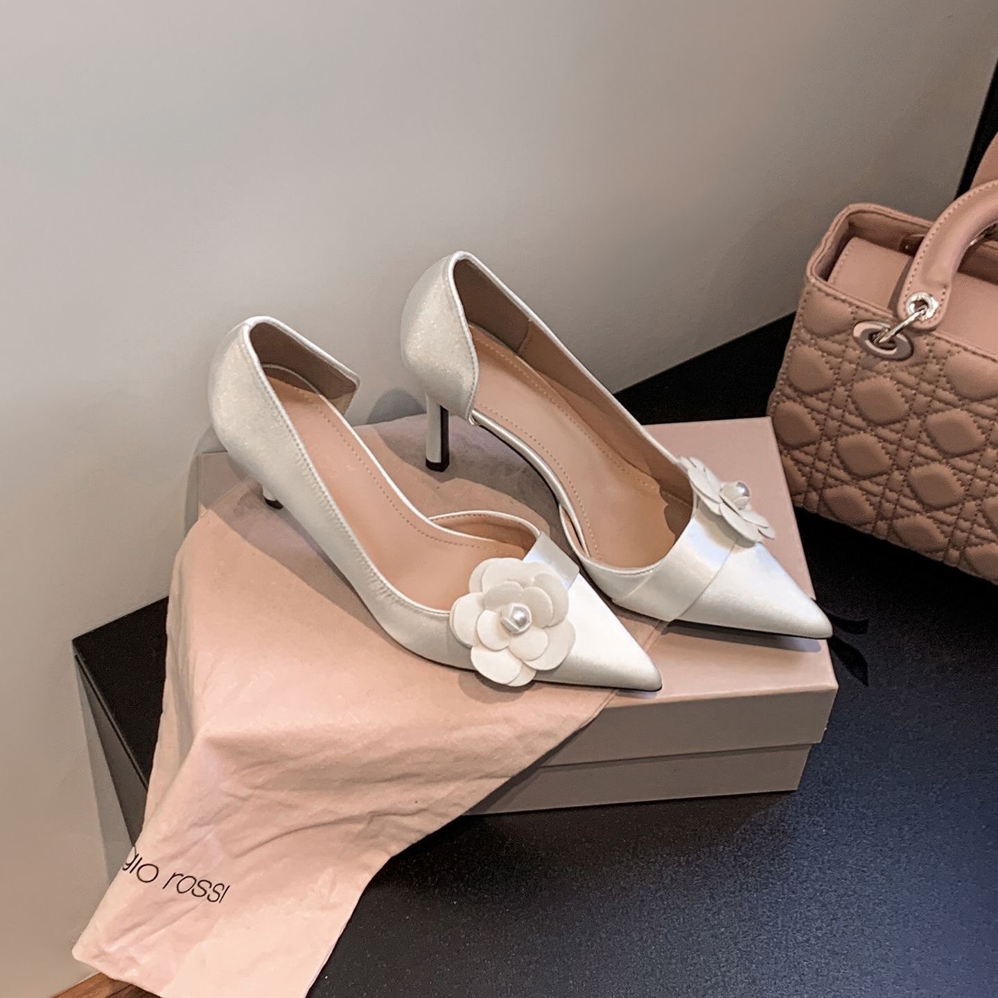 Sepatu Stiletto Satin Berujung - Women Formal Wear Footwear ulasan dan harga