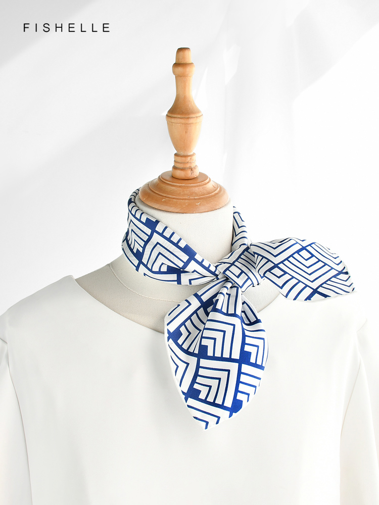 Cina Klasik Biru Putih Porsele - Scarf Silk Neck ulasan dan harga